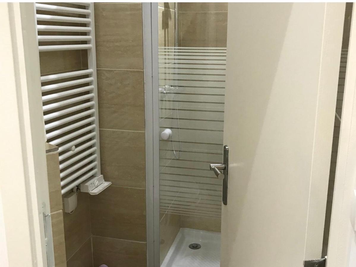 Studio City Center Of Mons Apartment Екстериор снимка