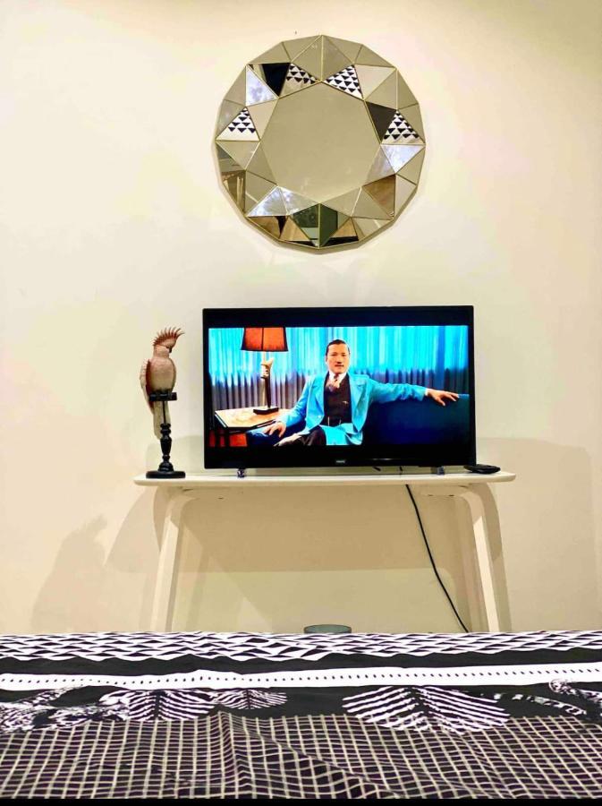 Studio City Center Of Mons Apartment Екстериор снимка